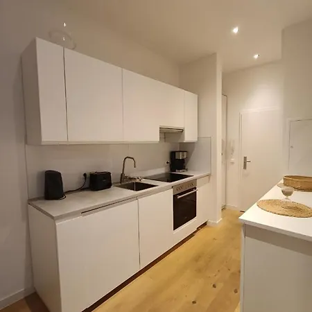 דירה Stayinn Zentrum Sued Mit Kueche, Waschmaschine, Bad, Wifi, Flat Tv Usw
