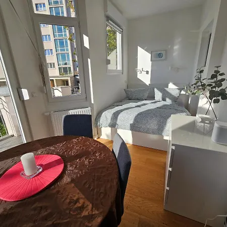 Stayinn Zentrum Sued Mit Kueche, Waschmaschine, Bad, Wifi, Flat Tv Usw 莱比锡